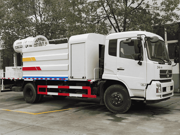 东风天锦抑尘雾炮车10-15立方(方罐)